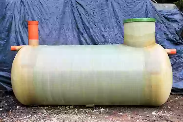 Ёмкость для сбора и очистки сточных вод
